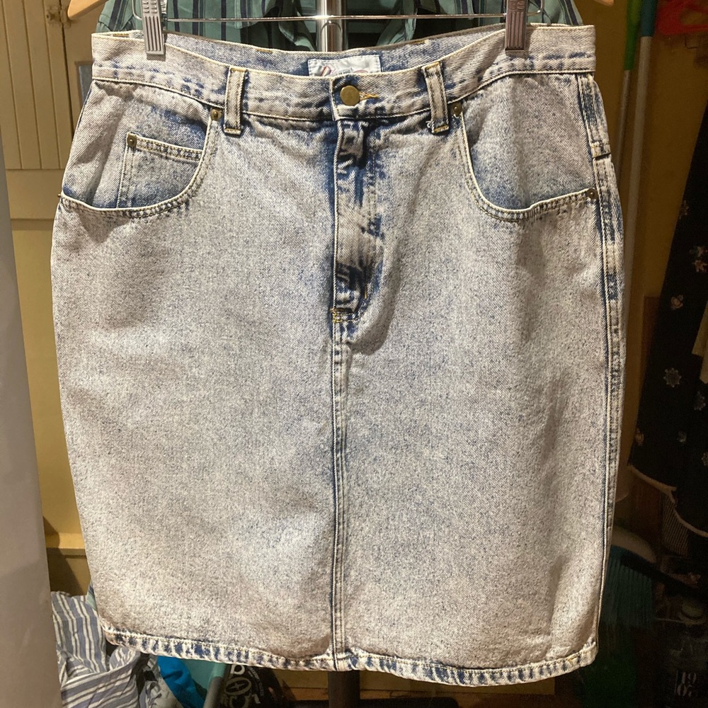 80s vintage acid washed denim skirt